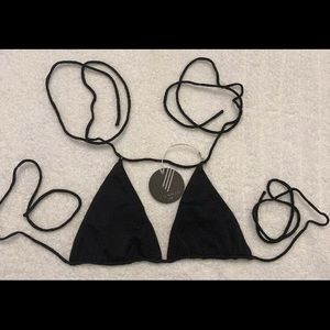 Sommer Swim Gisele Bikini Top Black